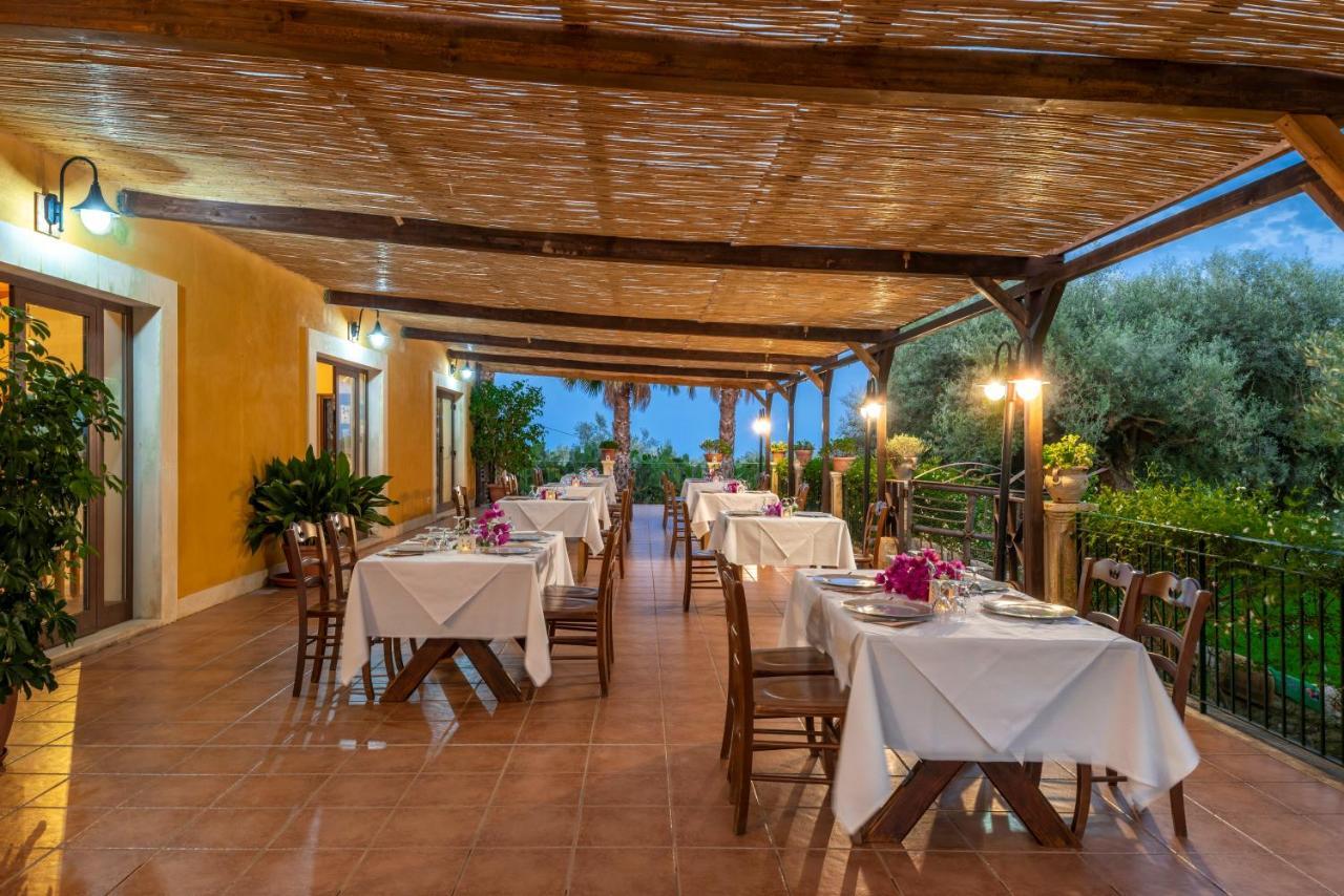 Canicattini Bagni Agriturismo Borgo Degli Ulivi מראה חיצוני תמונה
