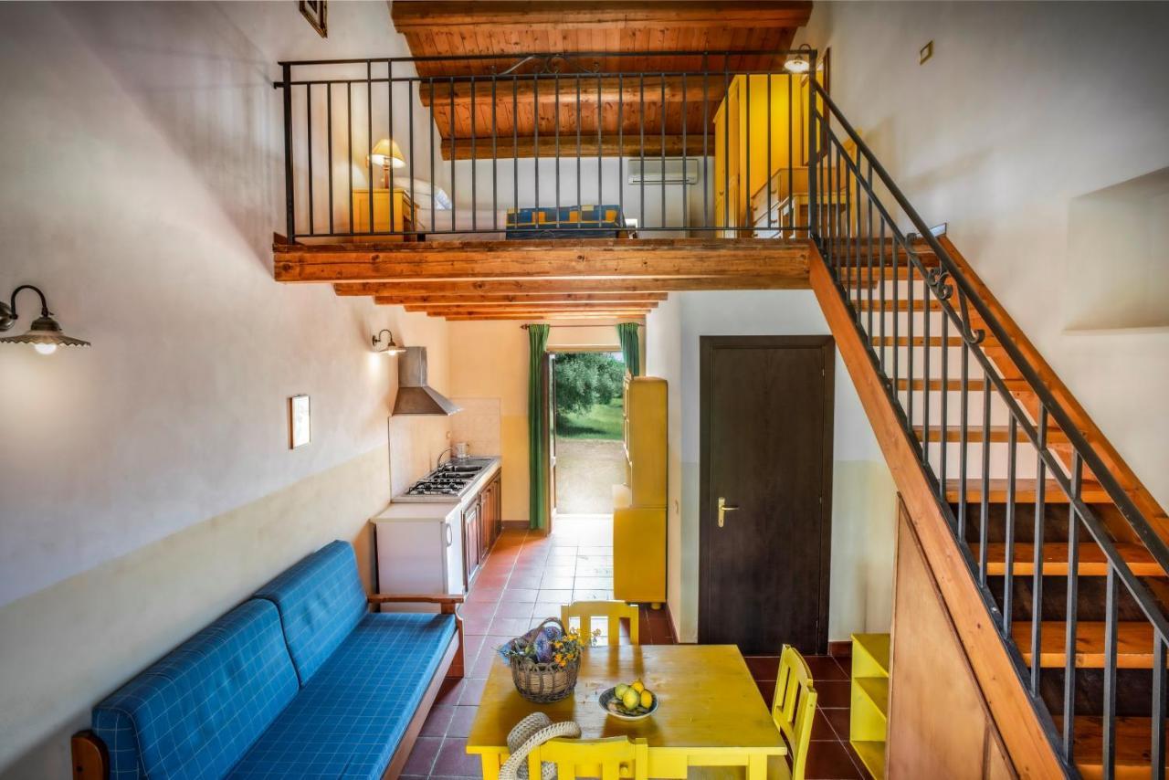 Canicattini Bagni Agriturismo Borgo Degli Ulivi מראה חיצוני תמונה