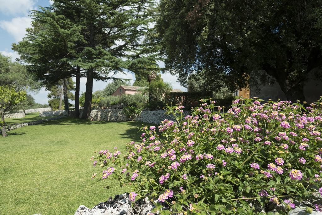 Canicattini Bagni Agriturismo Borgo Degli Ulivi מראה חיצוני תמונה